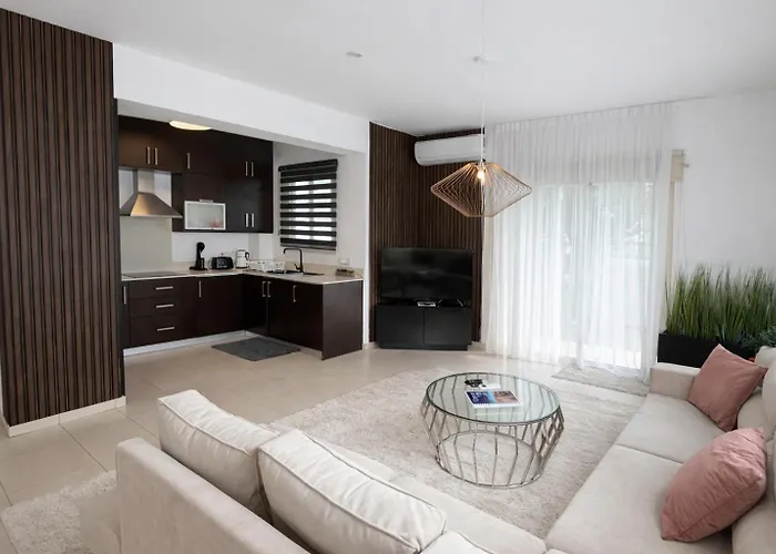 ヴィラ Dolce プロタラス