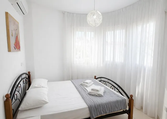 ヴィラ Dolce プロタラス